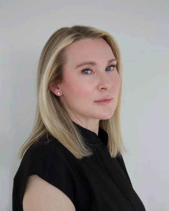 Carrie Elmer